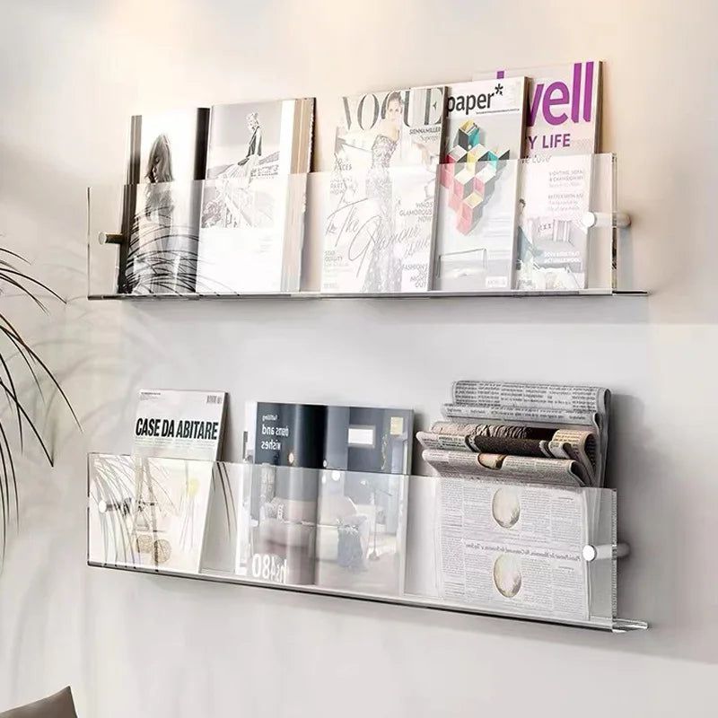 ClearLine – Stilvolle Acryl Wandregal für Zeitschriften