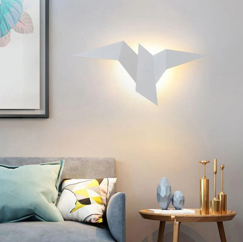 Frendorf | LumeNest – Künstlerische Vogel-Wandlampe für einen modernen Akzent