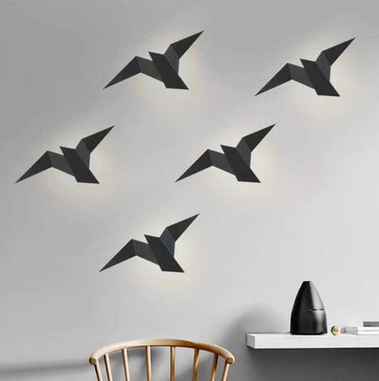 Frendorf | LumeNest – Künstlerische Vogel-Wandlampe für einen modernen Akzent