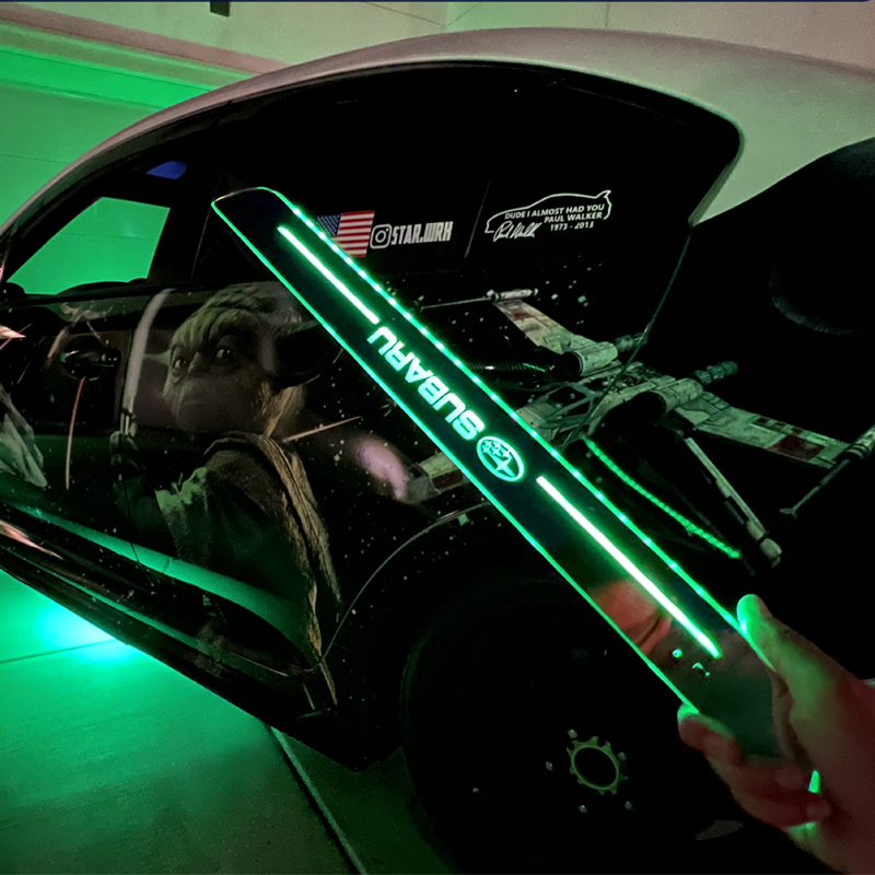 Frendorf | 4 Stück anpassbare drahtlose Auto-Sensing LED-Autotürenleistenlichter für alle Automodelle