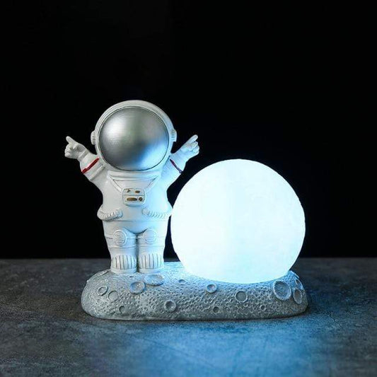 Frendorf | Astronaut Auf Dem Mond Nachtlicht