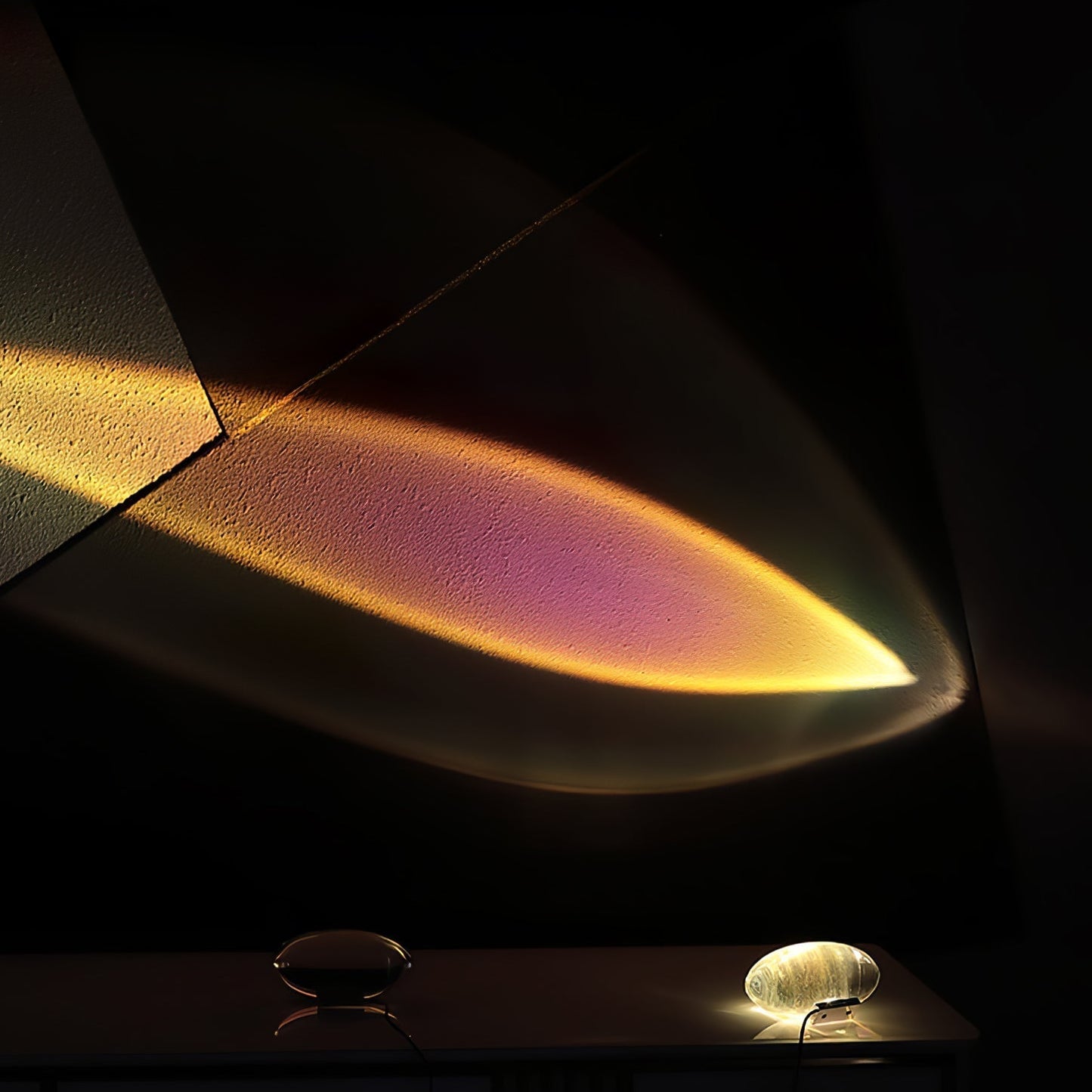 Frendorf | AtmanLight LED Tischlampe | Stilvolles Design | Warmes und Farbwechselndes Licht für Zuhause