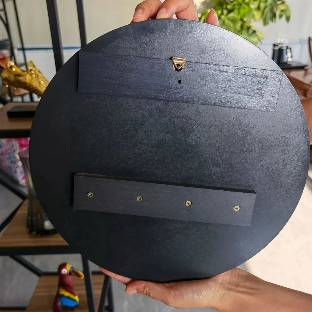 Frendorf | Authentischer Wandflaschenhalter aus Holz