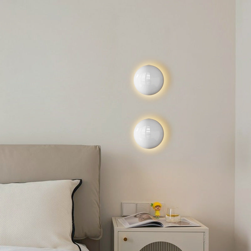 Modern minimalist runder Perlen Voll-Eisen Lampenschirm LED Wandleuchte Lampe für Schlafzimmer