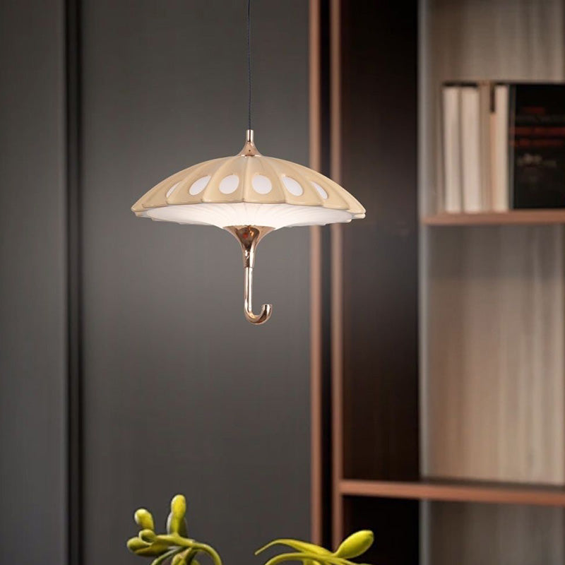 Zeitgenössische kreative Regenschirm Aluminium Acryl LED Pendelleuchte für das Wohnzimmer