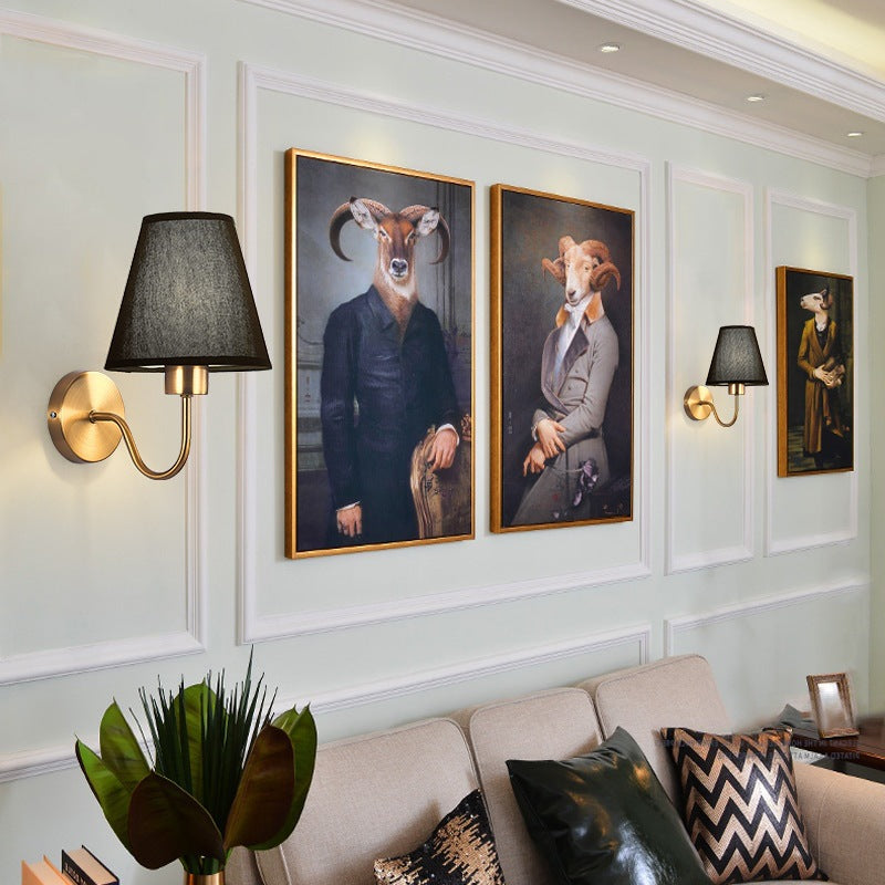 Zeitgenössische nordische runde gebogene Stangen-Eisen-Stoffschirm 1-Licht Wandleuchte Lampe für Wohnzimmer
