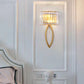 Moderne Luxus Halbkreis Gestreift Eisen Kristall 2-Licht Wandlampe Für Wohnzimmer