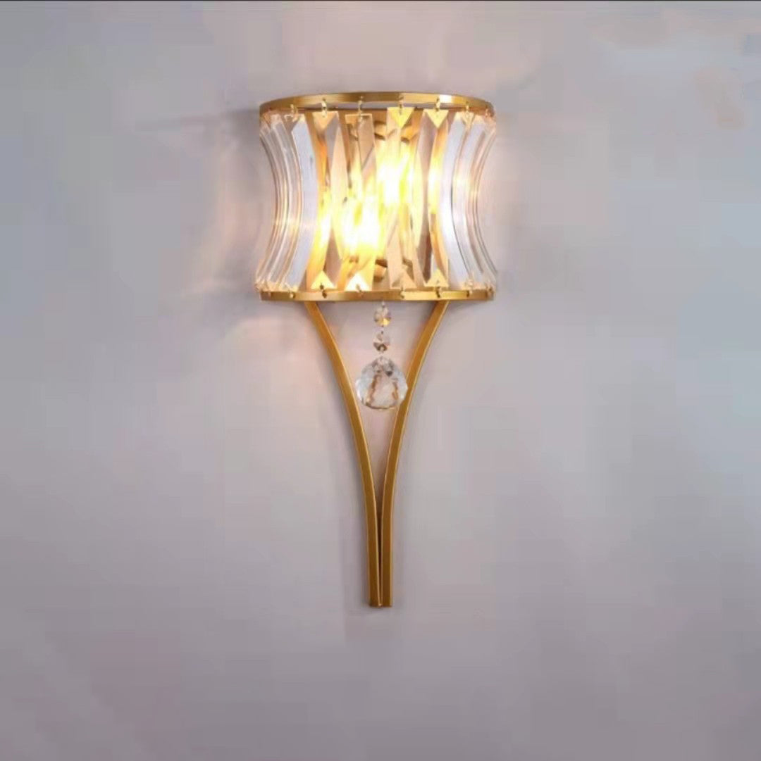Moderne Luxus Halbkreis Gestreift Eisen Kristall 2-Licht Wandlampe Für Wohnzimmer