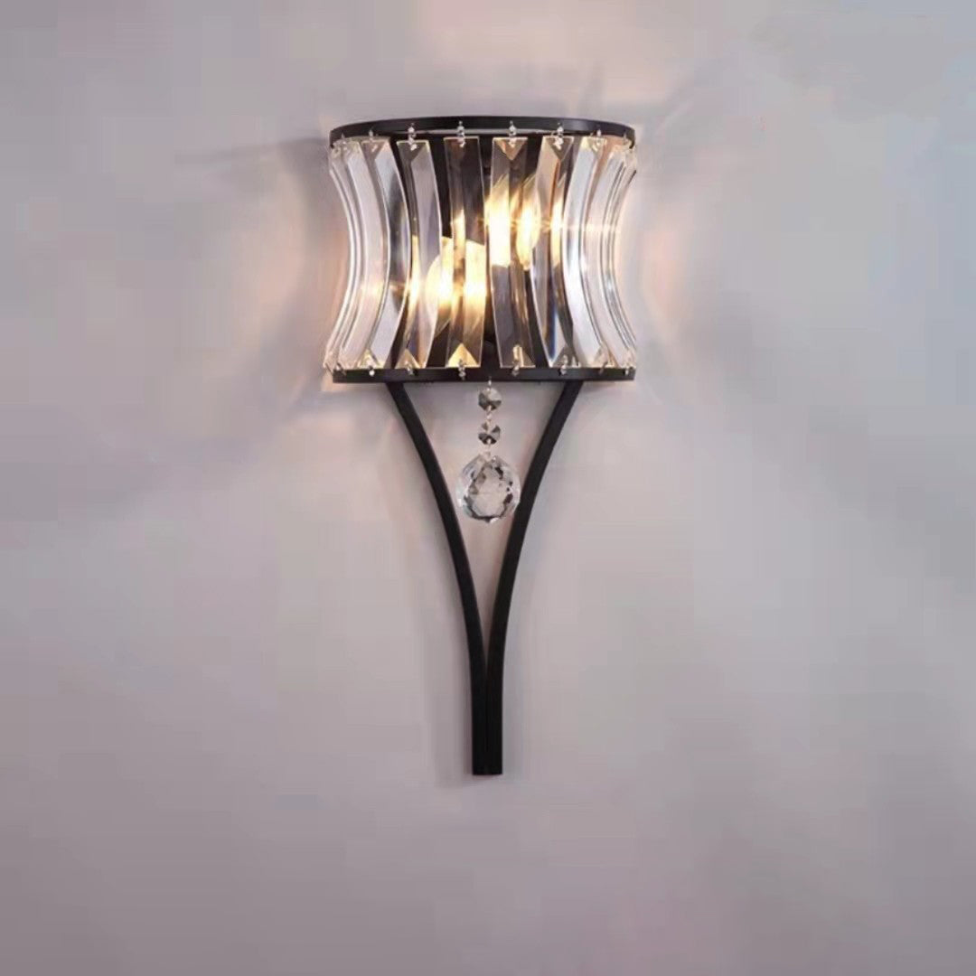 Moderne Luxus Halbkreis Gestreift Eisen Kristall 2-Licht Wandlampe Für Wohnzimmer