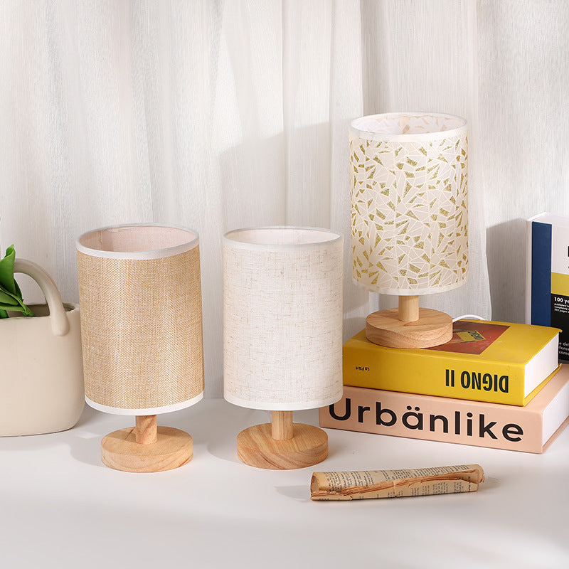 Moderne Art Deco zylindrische Holzbasis Stoffschirm LED Tischlampe für das Schlafzimmer