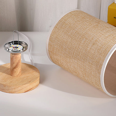 Moderne Art Deco zylindrische Holzbasis Stoffschirm LED Tischlampe für das Schlafzimmer
