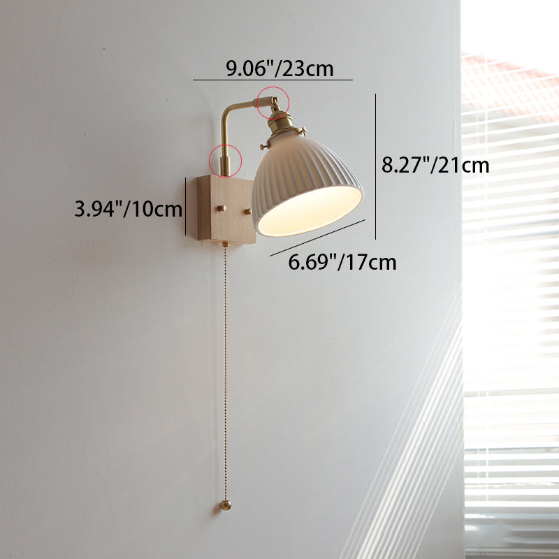 Traditionelle japanische drehbare gerade Stangen-Glo be runde Tasse Form Holz Kupfer Keramik 1-Licht Wandlampe für Wohnzimmer