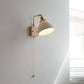 Traditionelle japanische drehbare gerade Stangen-Glo be runde Tasse Form Holz Kupfer Keramik 1-Licht Wandlampe für Wohnzimmer
