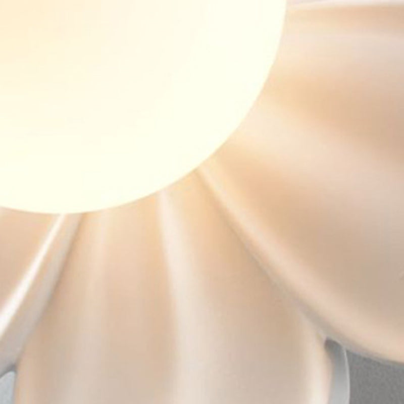 Frendorf | BloomSphere Künstlerischer Blumenball Wandleuchte – Moderne Blumendekoration