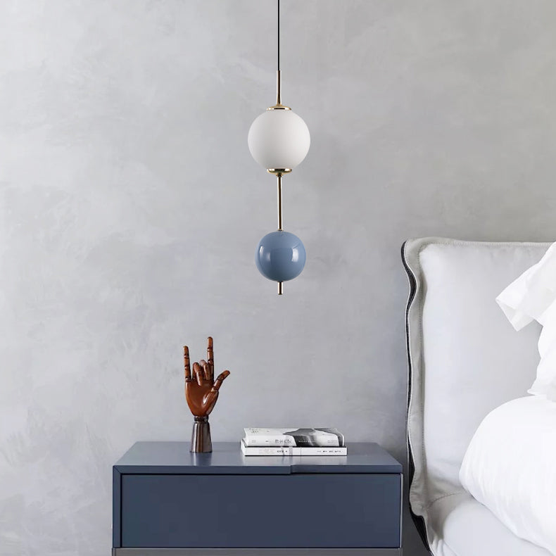 Moderne Minimalistische Eisen Kandierte Hagebutten Bunte Ball LED Pendelleuchte Für Schlafzimmer