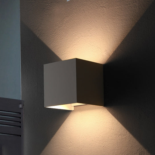 Moderne Minimalistische Wasserdichte Würfel Oben Unten Aluminium Glas Induktions-LED-Wandleuchte Lampen Für Schlafzimmer