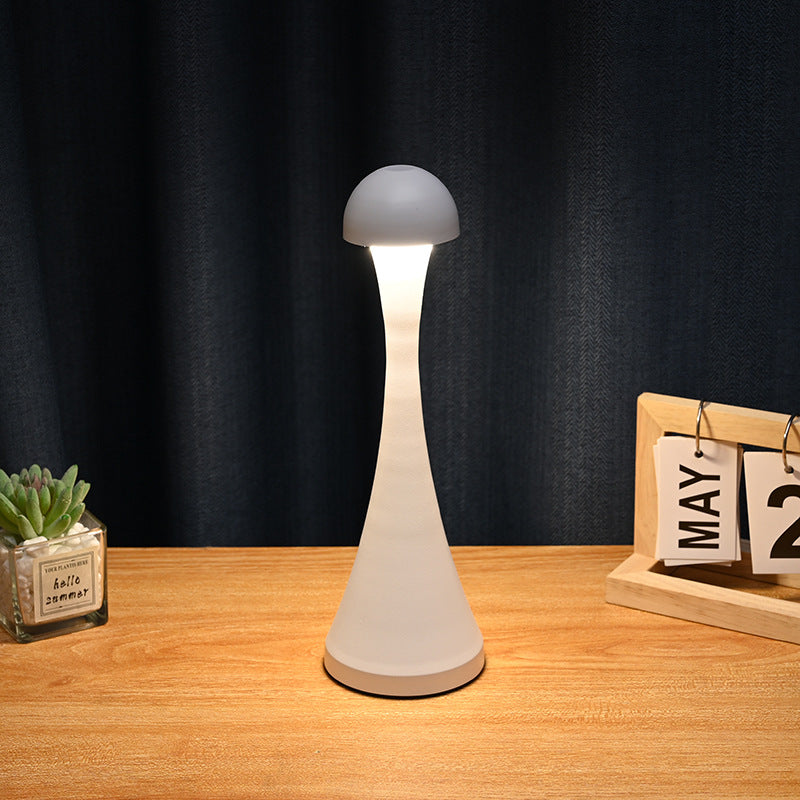Zeitgenössische kreative USB-Eisen-Pilz-Acry LED-Tischlampe für das Wohnzimmer