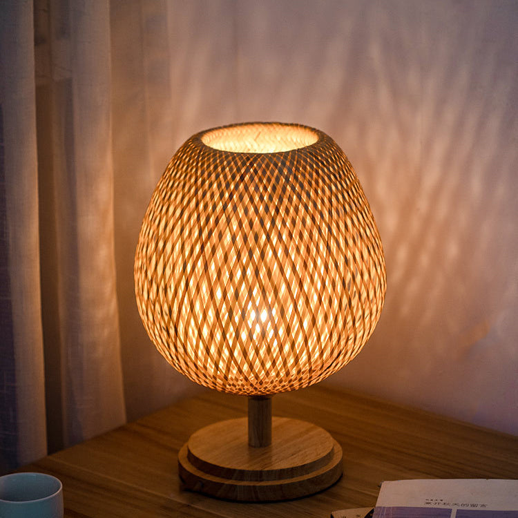 Frendorf | Bamboro Japanisches Design Tischlampe | Handgefertigte Bambus-Weberei | Holz & Metall | Schlafzimmerbeleuchtung