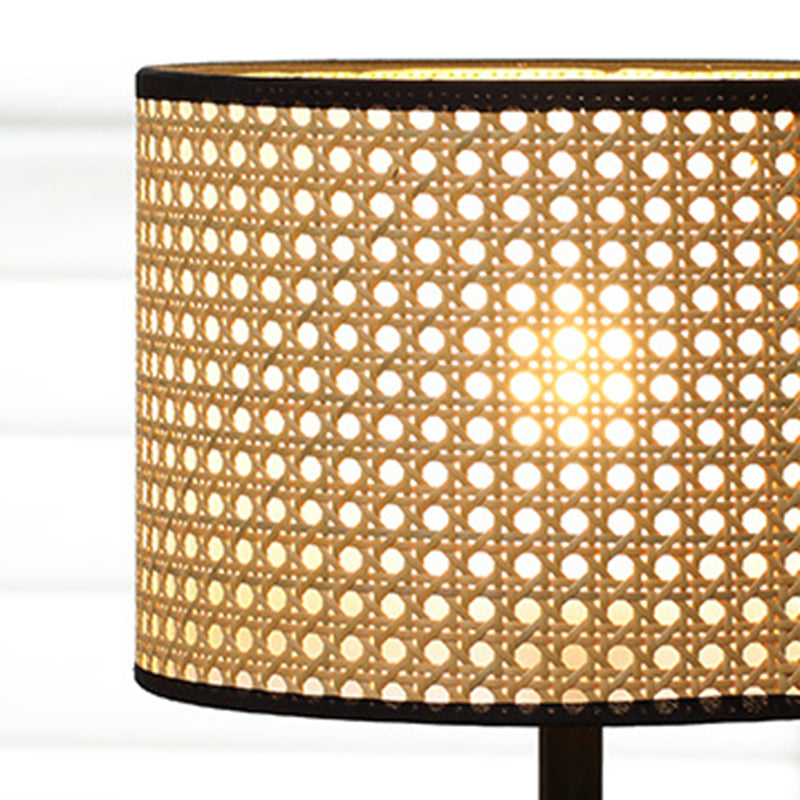 Zeitgenössische Retro-Weave Rattan Trommel Form Eisen 1-Licht Tischlampe Für Schlafzimmer