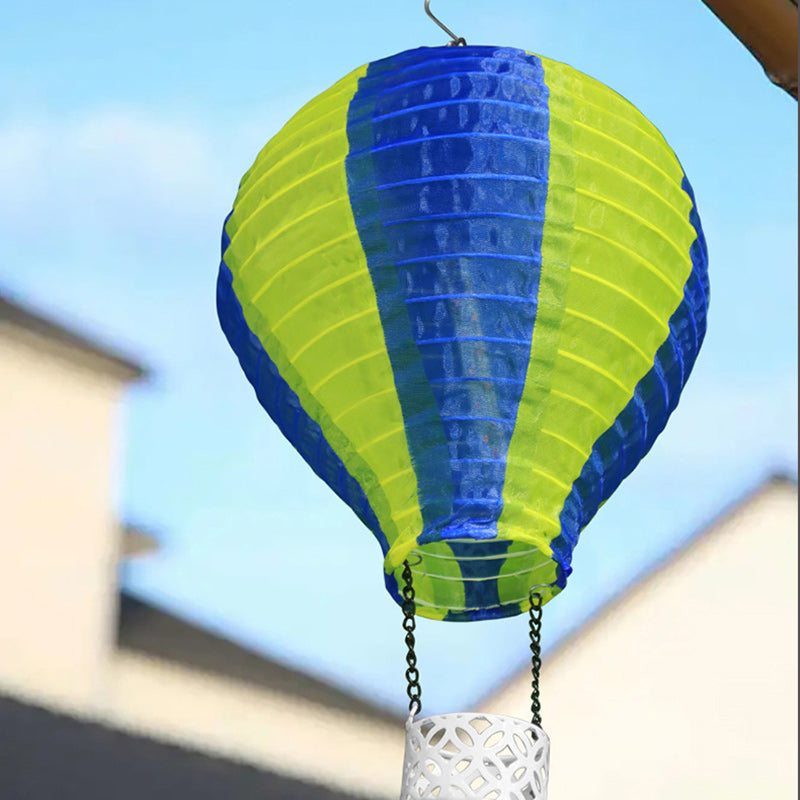 Zeitgenössischer kreativer Solar-Heißluftballon-Stoffschirm LED Außenpendelleuchte für Terrasse draußen