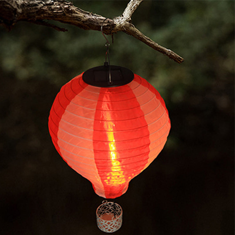 Zeitgenössischer kreativer Solar-Heißluftballon-Stoffschirm LED Außenpendelleuchte für Terrasse draußen