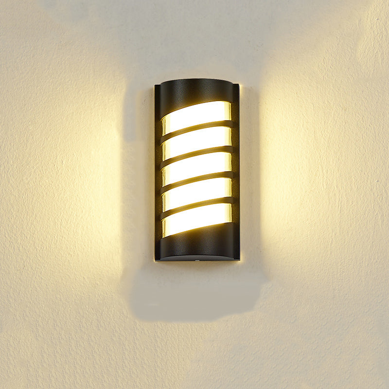 Zeitgenössische industrielle Aluminium-Acryl-LED wasserdichte Außenwandlampe für den Garten