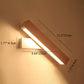 Moderne Minimalistische Holzmaserung Aluminium Lange Streifen LED Drehwandlampe Leselampe Für Schlafzimmer