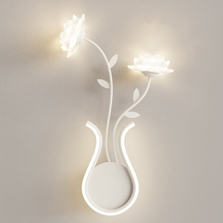 Moderne Art Deco Eisen Rose Blumen Glas Shade LED Wandleuchte Lampe Für Schlafzimmer