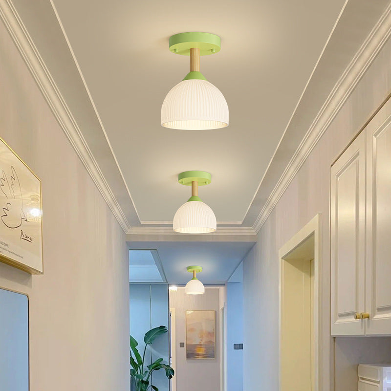 Zeitgenössische skandinavische Creme Blumen Runde Oval Eisen Glas 1-Licht Semi-Flush Mount Deckenleuchte für Schlafzimmer