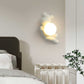 Zeitgenössische kreative Bärenkugel Harzglas 1-licht Wandleuchte Lampe für Schlafzimmer