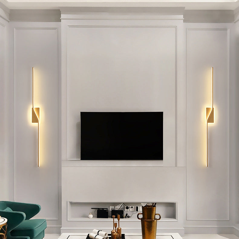 Zeitgenössische nordische lange Streifen Eisen Silikon LED Wandlampe für das Wohnzimmer