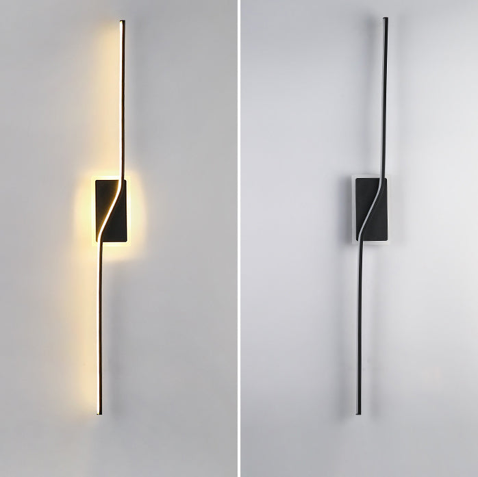 Zeitgenössische nordische lange Streifen Eisen Silikon LED Wandlampe für das Wohnzimmer