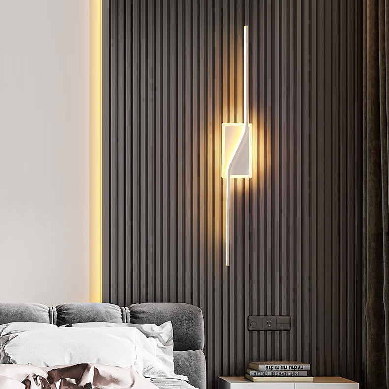 Zeitgenössische nordische lange Streifen Eisen Silikon LED Wandlampe für das Wohnzimmer