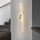 Zeitgenössische nordische lange Streifen Eisen Silikon LED Wandlampe für das Wohnzimmer