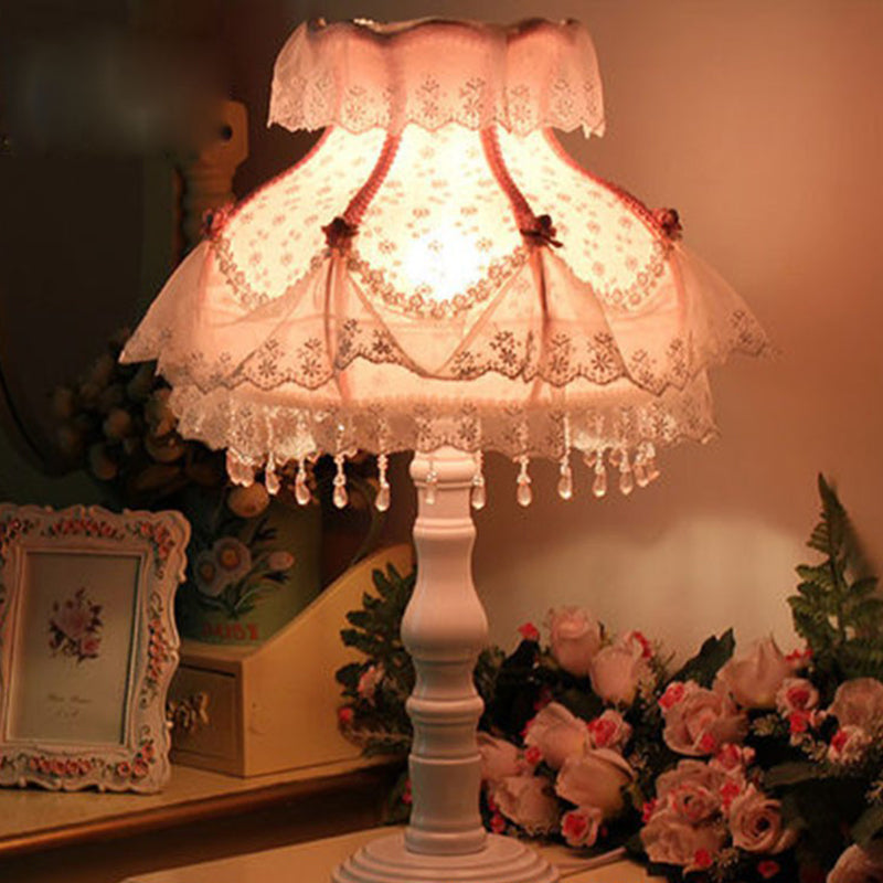 Moderne Art Deco Pendelleuchte Runde Spitzenstoff Harz 1-Licht Tischlampe für Schlafzimmer