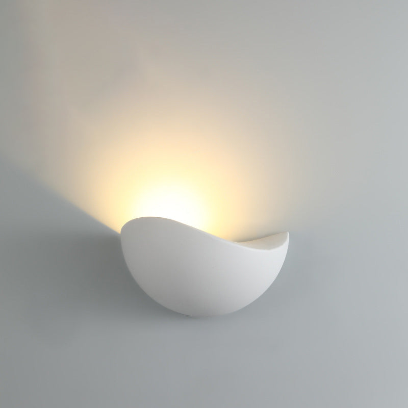 Moderne minimalistische Triangle Vogel Nest Halbkreis wasserdichte Aluminium LED Wandleuchte für die Außenterrasse