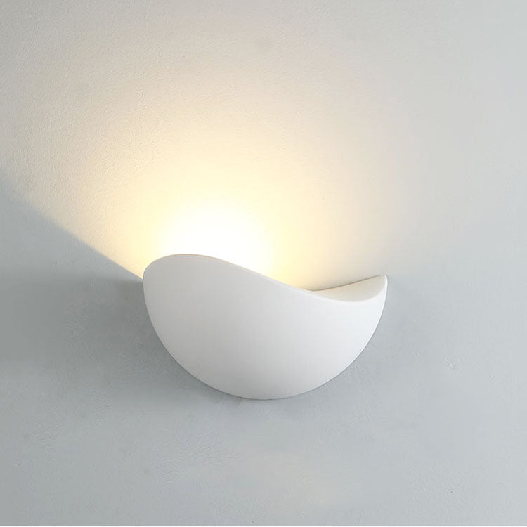 Moderne minimalistische Triangle Vogel Nest Halbkreis wasserdichte Aluminium LED Wandleuchte für die Außenterrasse