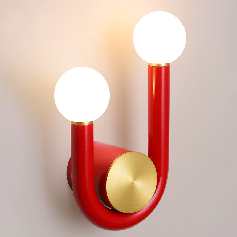 Frendorf | LuxeCurve U-Form LED Wandleuchte | Kreatives Design | Warmes Licht | Schlafzimmer Deko Lampe