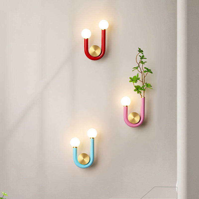 Frendorf | LuxeCurve U-Form LED Wandleuchte | Kreatives Design | Warmes Licht | Schlafzimmer Deko Lampe