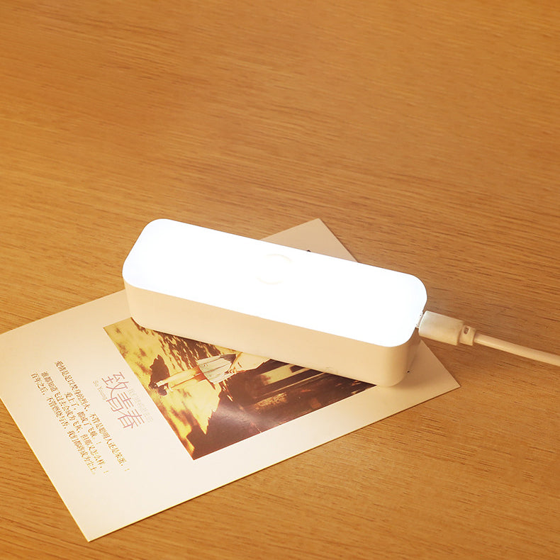 Modern Minimalist Wiederaufladbare Magnetische Saugnapf Kunststoffstreifen Rechteckige LED Wandleuchte Nachtlicht Für Studium