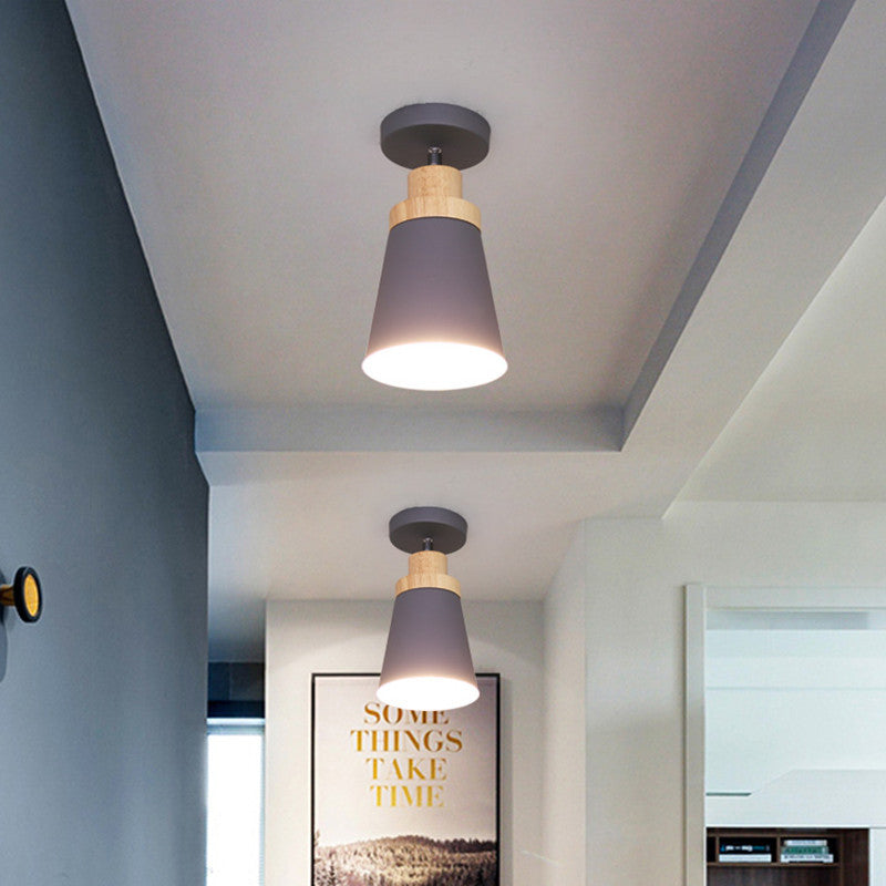 Zeitgenössische skandinavische Eisen Holz Kegel Zylinder verstellbare 1-Licht Semi-Flush Mount Deckenleuchte für Flur