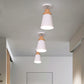 Zeitgenössische skandinavische Eisen Holz Kegel Zylinder verstellbare 1-Licht Semi-Flush Mount Deckenleuchte für Flur