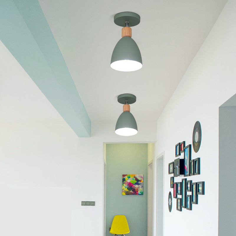 Zeitgenössische skandinavische Eisen Holz Kegel Zylinder verstellbare 1-Licht Semi-Flush Mount Deckenleuchte für Flur
