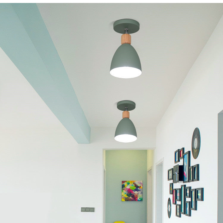 Zeitgenössische skandinavische Eisen Holz Kegel Zylinder verstellbare 1-Licht Semi-Flush Mount Deckenleuchte für Flur