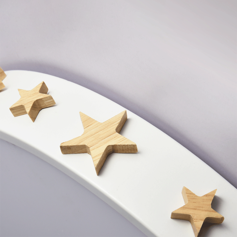 Zeitgenössische skandinavische Eisen Holz Acryl Runde Stern LED Deckenleuchte für Schlafzimmer