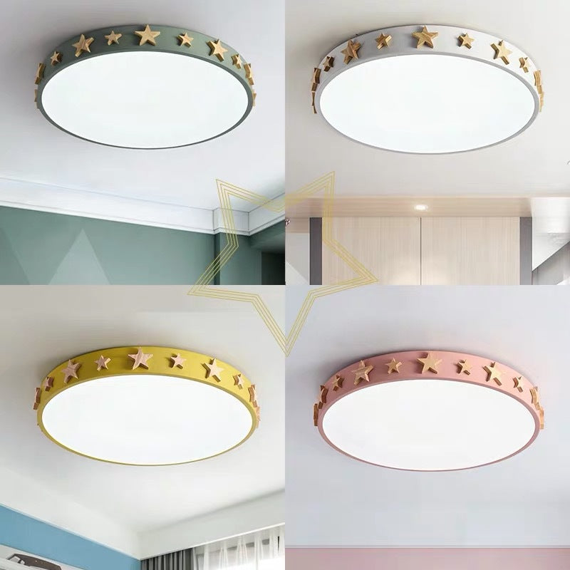 Zeitgenössische skandinavische Eisen Holz Acryl Runde Stern LED Deckenleuchte für Schlafzimmer