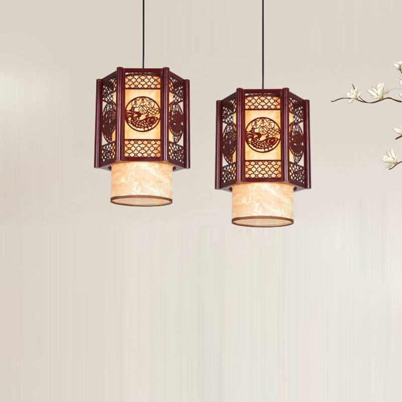 Traditionelle chinesische Holz-PVC-Zylinderlaterne geschnitzter Fisch 1-Licht Pendelleuchte für das Esszimmer