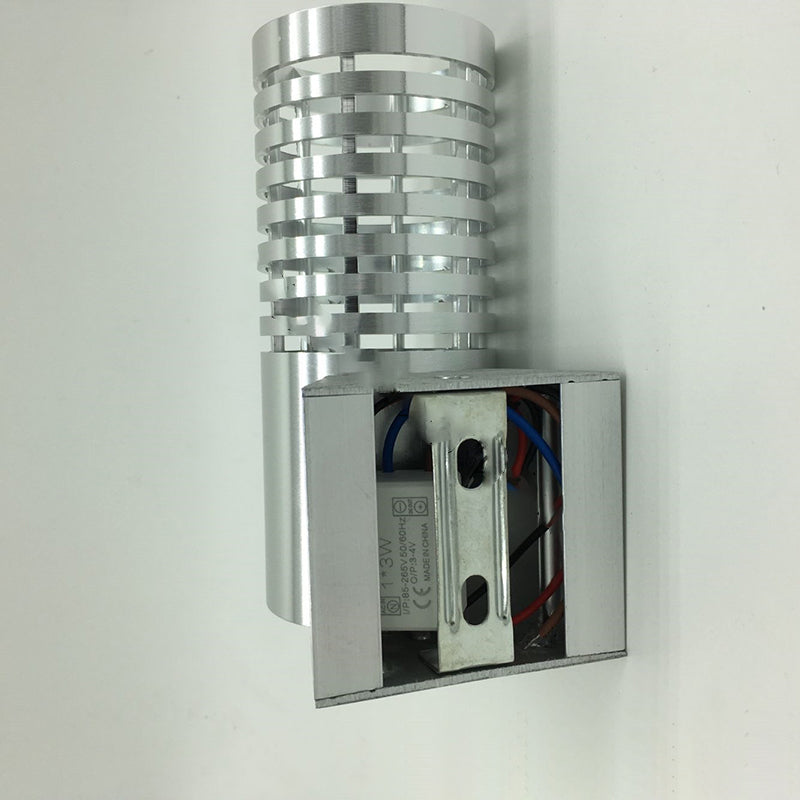 Zeitgenössische industrielle Aluminium-Zylinder hohle LED-Wandleuchte für Flur