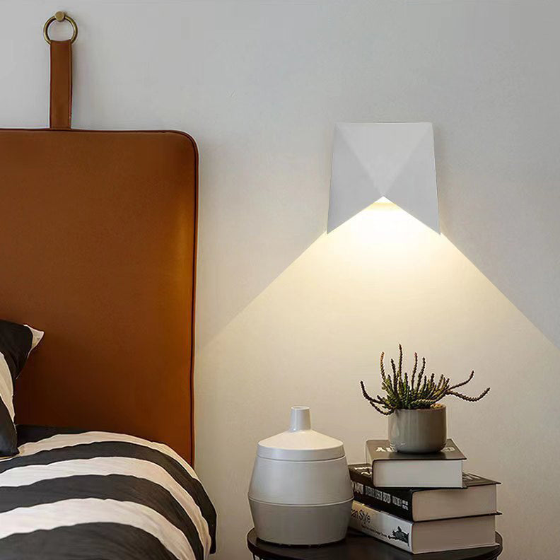 Moderne Einfachheit Wasserdichte Aluminium Buchstaben Geometrische LED Wandleuchte Für Außenpatio