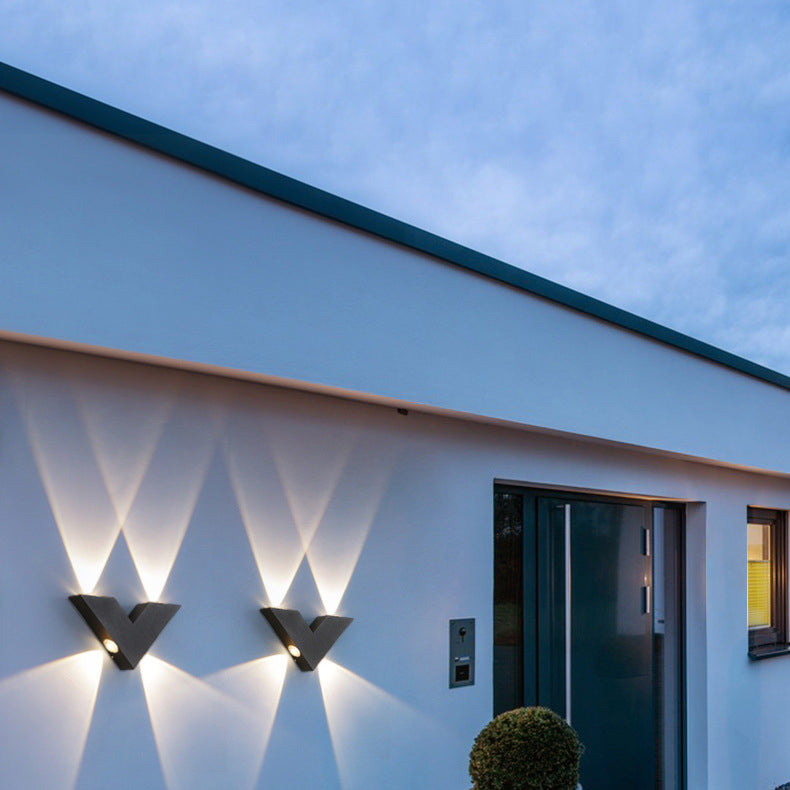 Moderne Einfachheit Wasserdichte Aluminium Buchstaben Geometrische LED Wandleuchte Für Außenpatio